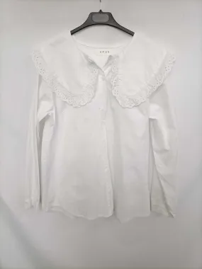 AMEE. Blusa blanca cuello bebe con encaje Tu (ml)