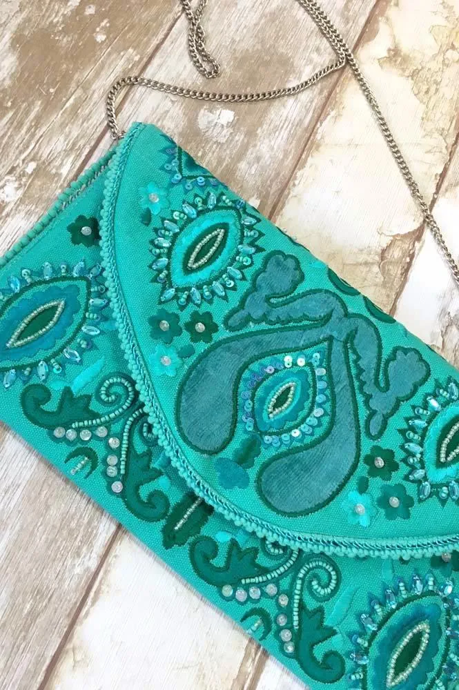 Bolso boho tipo sobre verde turquesa - INDIA