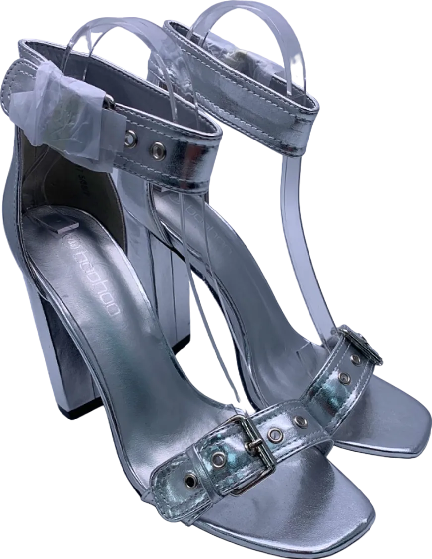 Boohoo Silver Metallic Block Heel Sandals 6.5