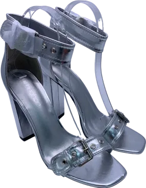 Boohoo Silver Metallic Block Heel Sandals 6.5