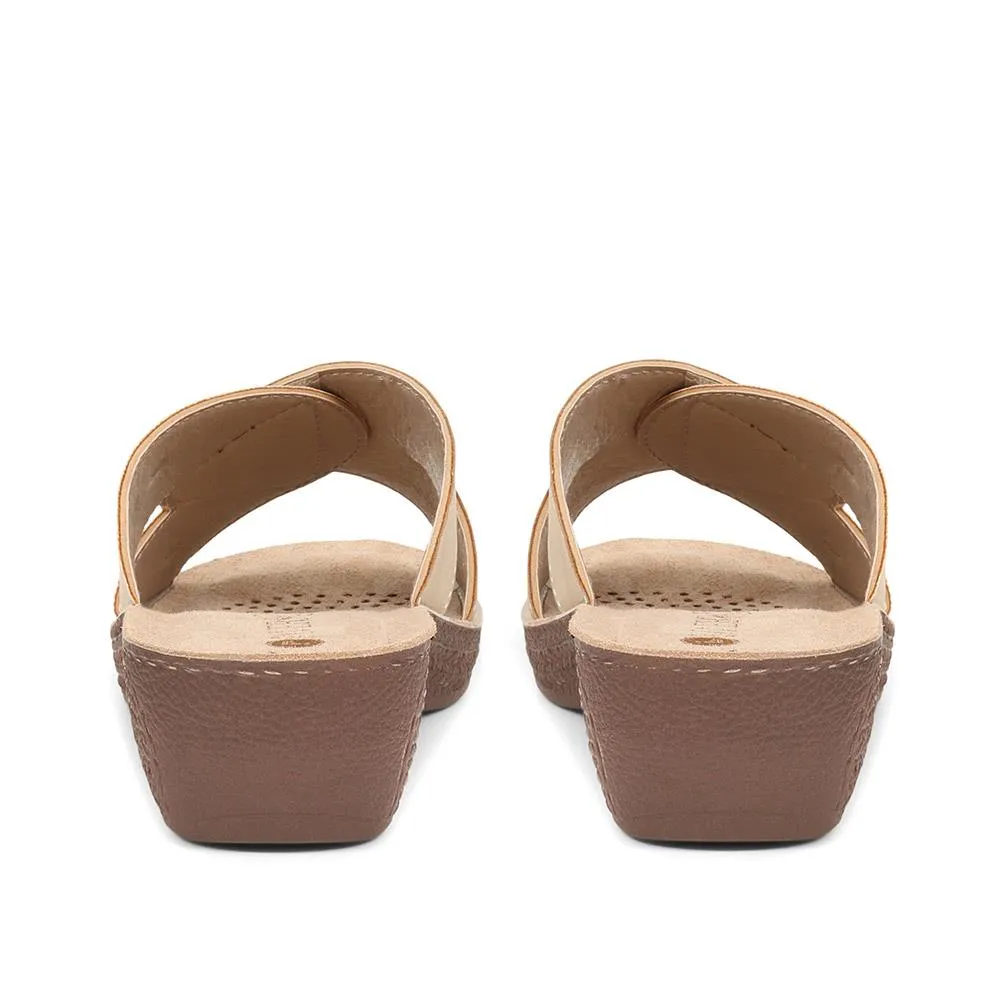 Comfortable Button Detail Sandals - INB37039 / 323 590