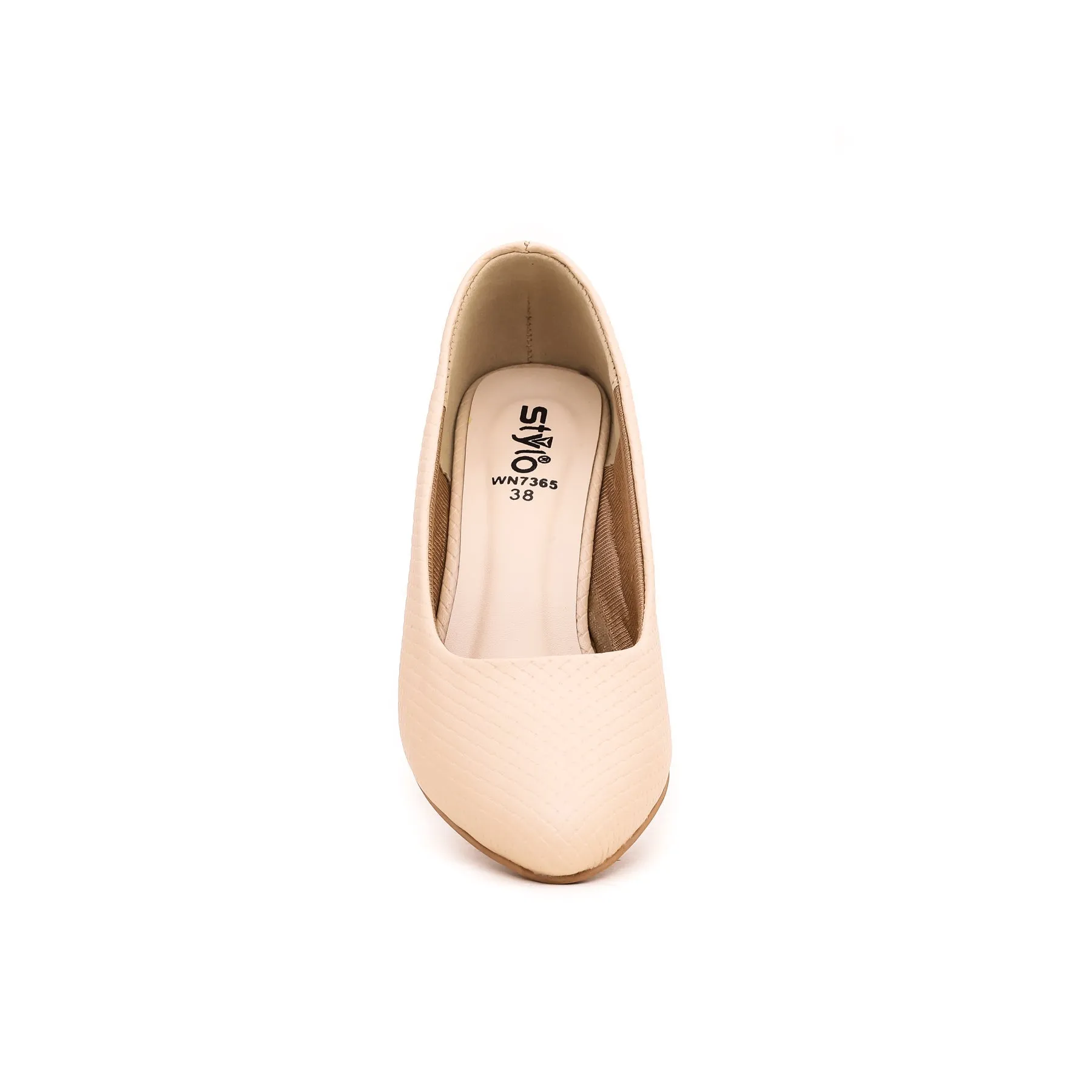 Cream Court Shoes WN7365